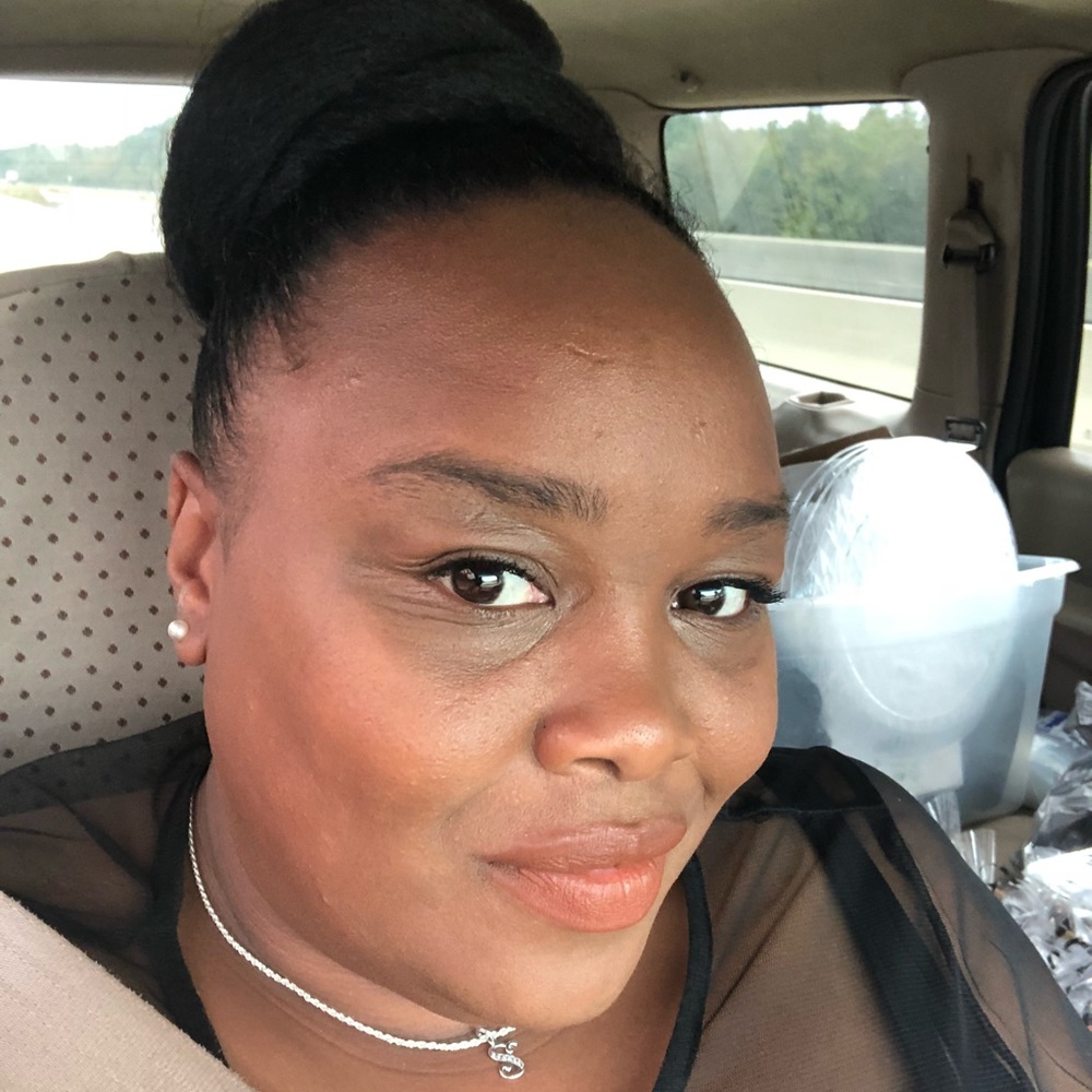 Meet your Posher, Shauntil